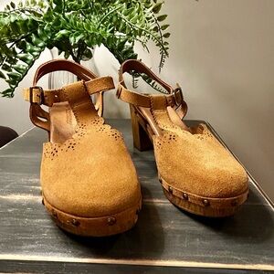 Eric Michael Women’s Heeled Clog